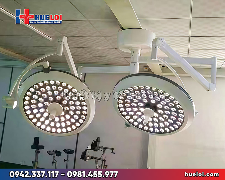 Đèn phẫu thuật LED treo trần 2 nhánh PJZF700/700 khử bóng tối đa